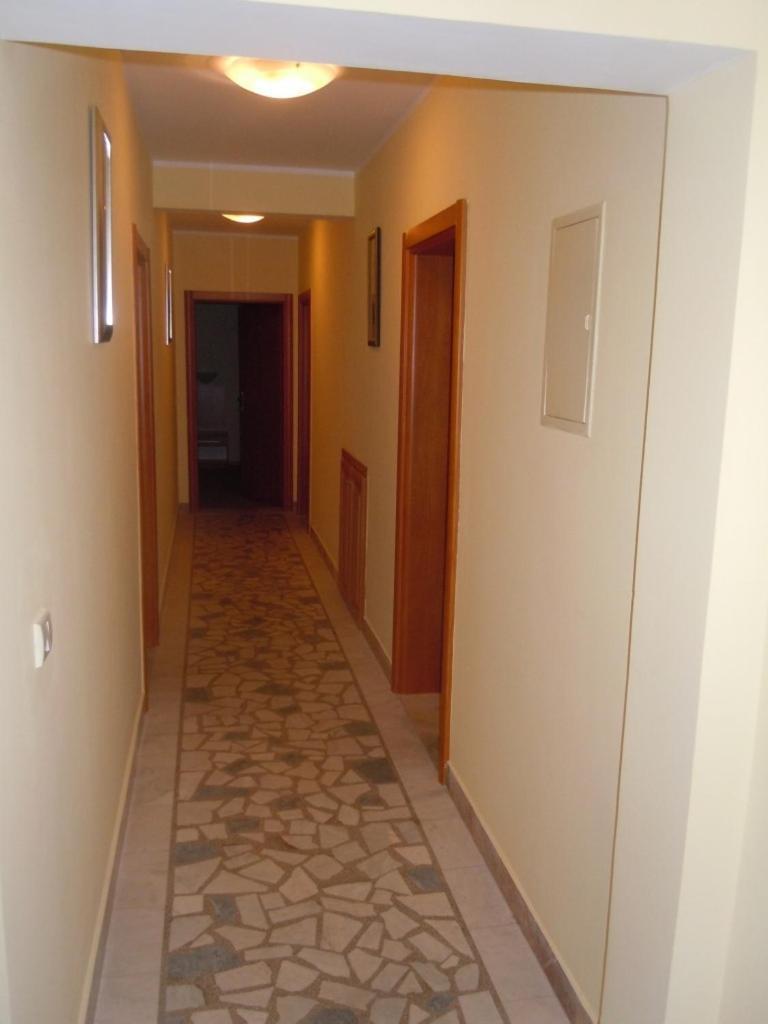 Apartments Mara Будва Экстерьер фото